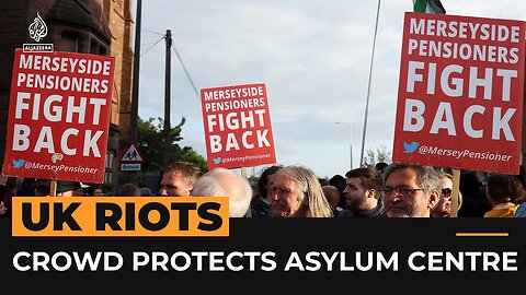 UK anti-racism protesters rally to protect asylum centre | Al Jazeera Newsfeed | VYPER