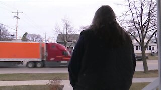 Green Bay neighborhood fights to get semi-trucks rerouted away from homes on N. Broadway