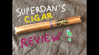 Cigar Review: Rojas Bluebonnet Corona Gorda Habano. First official cigar review of 2022.
