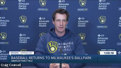 Baseball returns to Milwaukee's ballpark