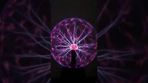Plasma Ball Reacts To Buckethead