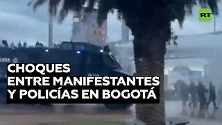 Choques entre manifestantes y policías en Bogotá