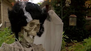 Milwaukee house decked out for Halloween