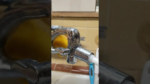 @AlDi 3 in 1 Pet Shower Sprayer leaks at upper side of "Tee" body.