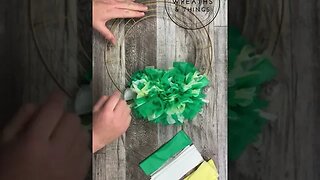 St Patricks Day Wreath - Shorts - Dollar Tree Tablecloth Wreath
