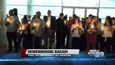 Friends, family honor Arizona alum at candlelight vigil