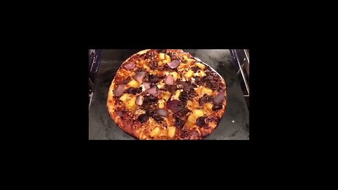 Maui Beef Rib Pizza | WEIRD PIZZA