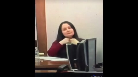 Letecia Stauch Flips off the Jury or the Witness!? #JusticeForGannon