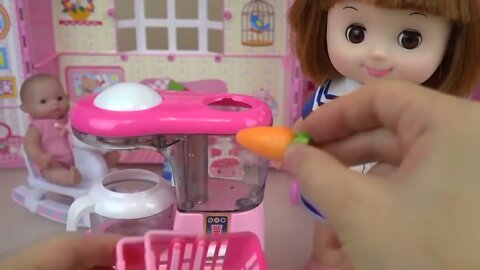 Fruit juice making and baby doll kitchen play house