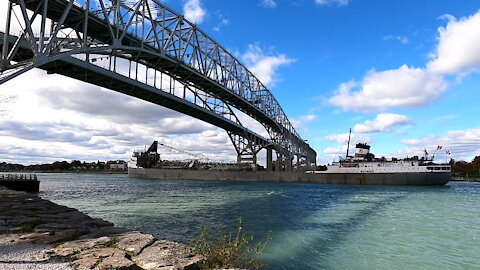 Saginaw 633ft 193m Bulk Carrier Freighter Cargo Ship In St Clair River