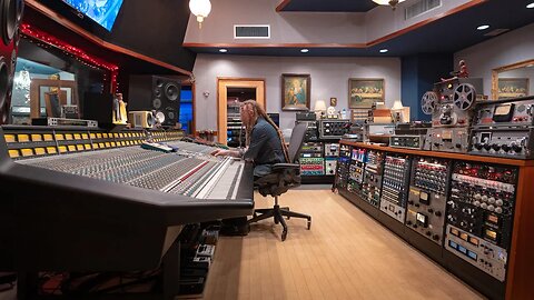 EPIC RECORDING STUDIO Setup 2023 | PAUL MOAK (studio tour)