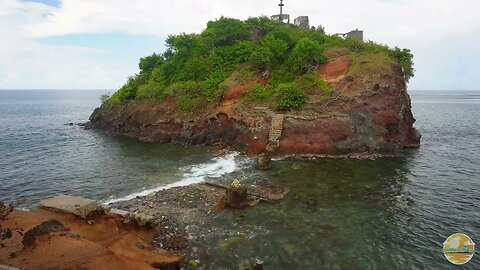 3 hrs Of The Caribbean Sea Washing Up Against The Ruins Of An Old Lighthouse - Ocean Waves Sounds