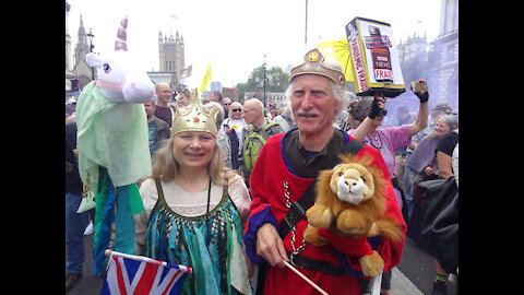 London Lockdown Protest 29th May 2021: Part 5 - The Queen of Sussex and I meet again