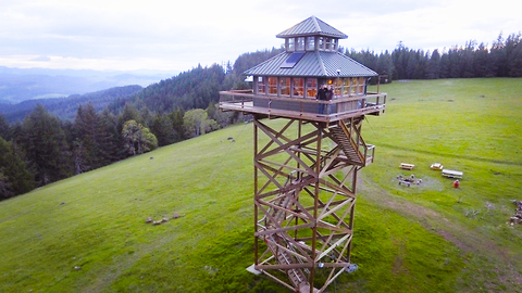 Our Fire Tower House In The Sky: HOMES ON THE EDGE