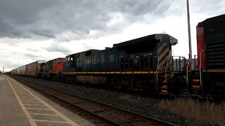 Manifest Train CN 8882 BC Rail 4650 & CN 2608 Engines In Ontario