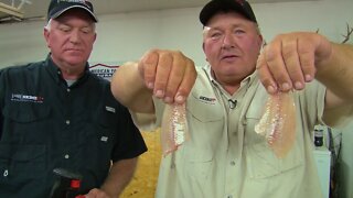 MidWest Outdoors TV Show #1610 - Tip of the Week on the Skinzit