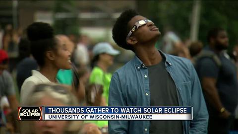 Thousands gather at UWM to watch solar eclipse