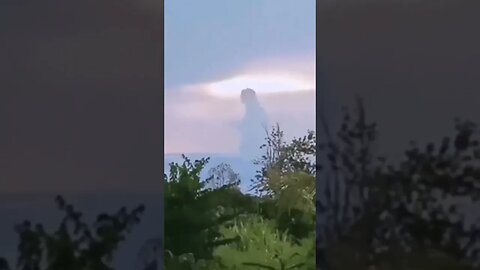 Homem gigante aparece nos céus