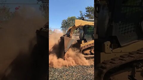 CAT 299D Front Pour Grading | D.I.Y in 4D