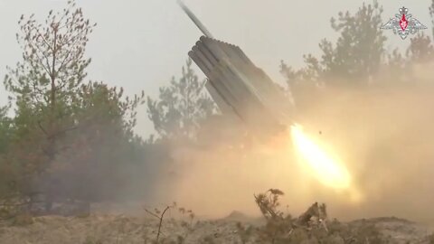Russian Central MD Grad and Uragan MLRS crews in combat action