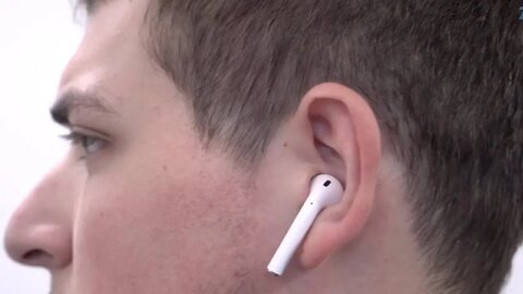 Apple AirPods Review: 1 Month Later!