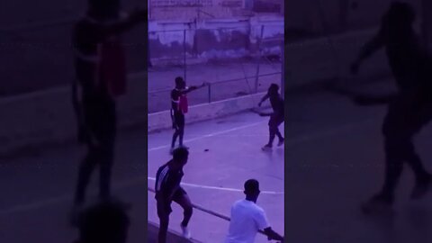 Humor - Não Aguentou um Drible: As Cenas Mais Engraçadas do Futebol!" ⚽😂