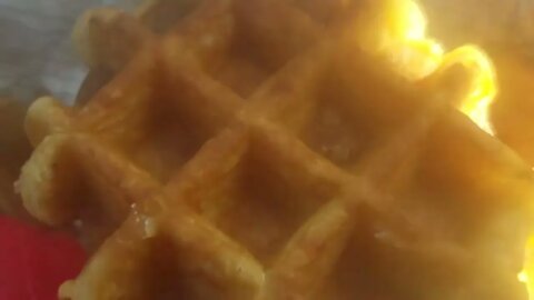 Waffle sandwich from KFC fast food review