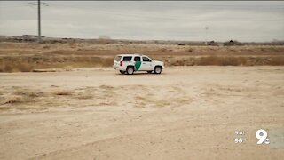 Border Patrol agent stabbed near Nogales; suspect fatally shot