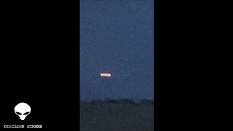 Giant brightly lit UFO over Stonehenge, Somerset.