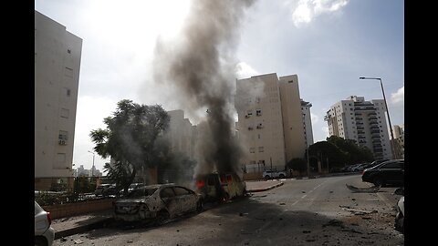 2.- La banda terrorista islamista "Hamás" ataca Israel y secuestra a los muertos