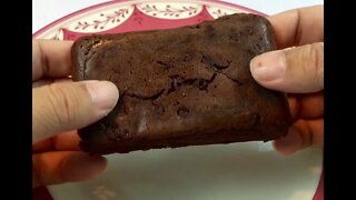 MRE Snack TTF Fudge BROWNIES dessert by Sterling Foods review (meal ready to eat)