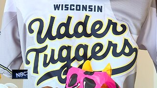 Timber Rattlers take the field as the Udder Tuggers