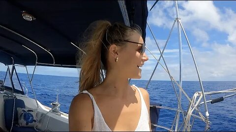 A glimpse of one of my favorite islands! Sailing, freediving, bartending, & parents arrive! [ep 13]