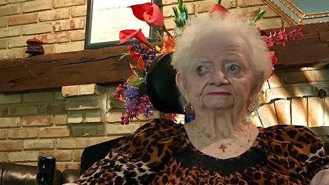 Cleveland woman lands in Guinness book of world records as the oldest person with dwarfism