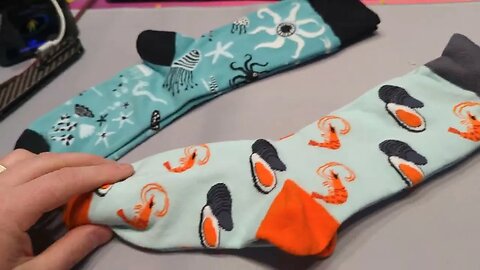 Temu shopping APP: Sock Show & Tell Video