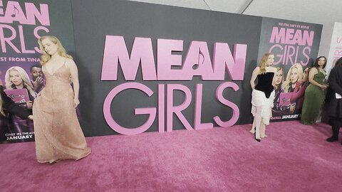 'Mean Girls' holds its world premiere in New York City