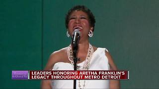 Celebrities, public figures mourn passing of Detroit icon Aretha Franklin