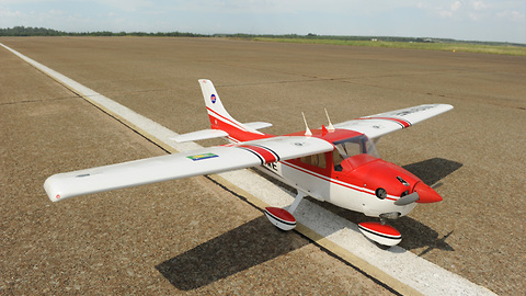 Cessna Skylane 182 Model Airplane