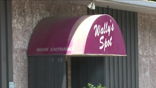 Wally's Spot Sign PKG