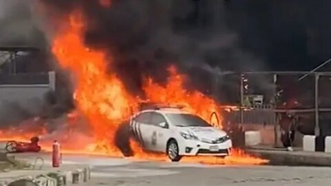 Many feared dead as cars burn in Victoria Island, Lagos.