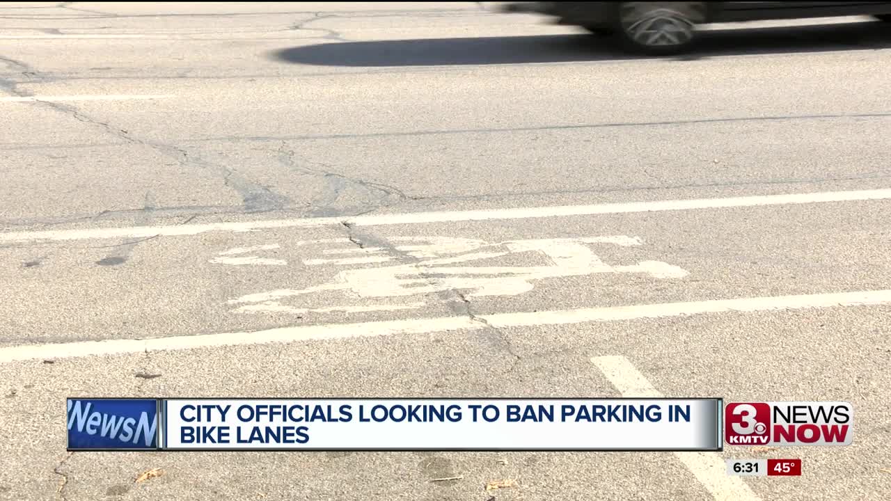 City officials looking to ban parking in bike lanes