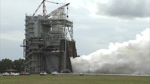 NASA Conducts RS-25 Rocket Engine Test