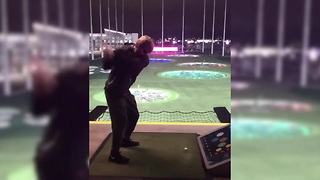 Blind USC Long Snapper Crushes A Ball At Top Golf