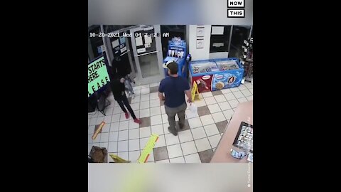 Marine Vet Takes Down Robbers In Seconds