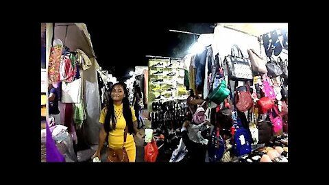 Vi & I Visit the Roxas Night Market, Davao