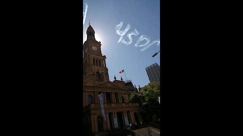 'WASH HANDS' appears in the sky over Sydney