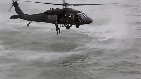 2nd Reconnaissance Battalion Completes Helocast Training