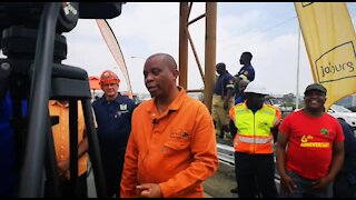SOUTH AFRICA - Johannesburg - Reopening of the M2 Motorway (Video) (k6V)