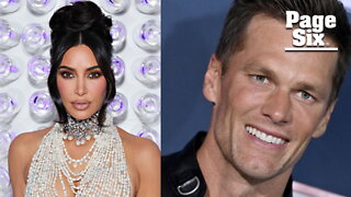 Kim Kardashian shopping for vacay home by Tom Brady; pair are 'friendly'