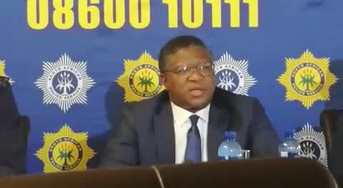 SA Police Minister Mbalula wants more white youths to join SAPS (kMw)